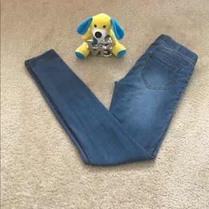 Distressed jeggings small size 3-5